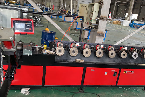 圓法蘭成（chéng）型機